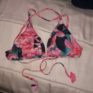 lululemon Coastal Om triangle swim top size 8